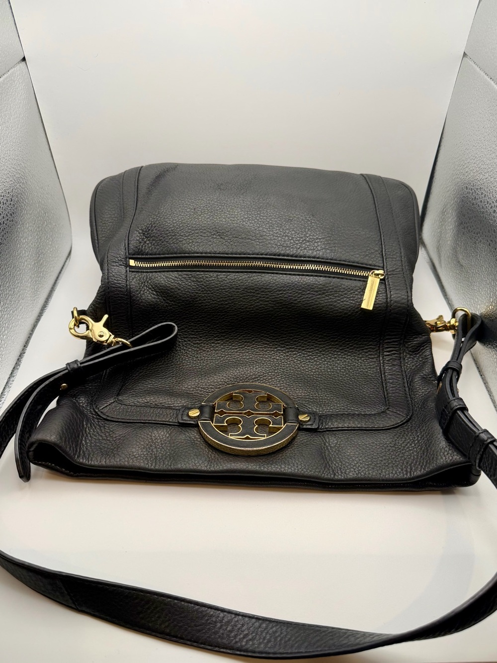 Tory Burch Black Leather Shoulder Bag Gold tone Logo Crossbody Handbag - Picture 6 of 14
